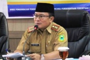 DR. H. Dian Rachmat Yanuar, M.Si